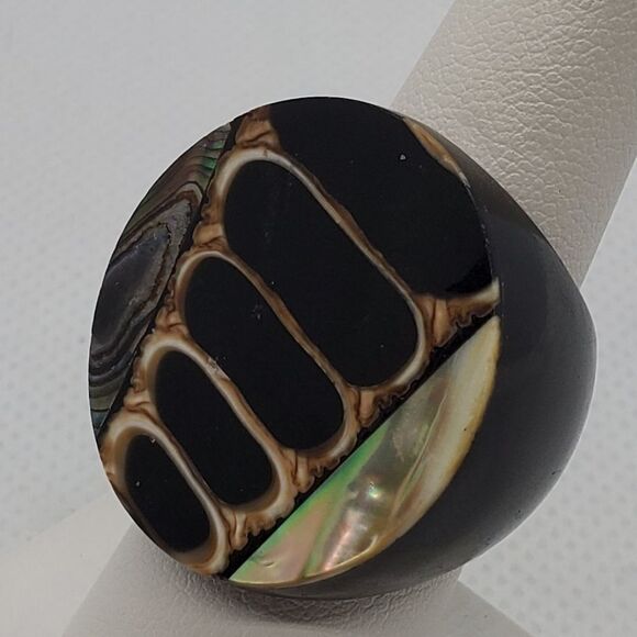 Black & Brown Shell, Abalone, & MOP Ring - Picture 3 of 6